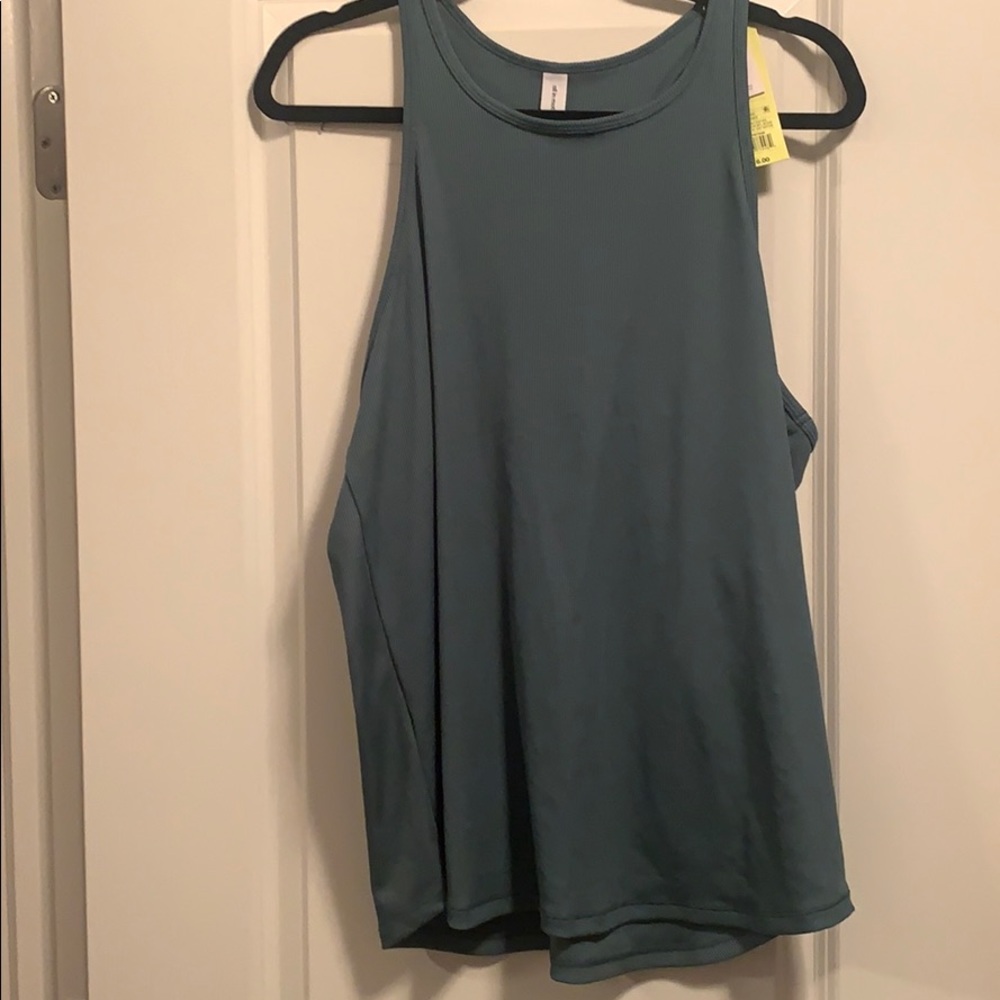 Athletic top